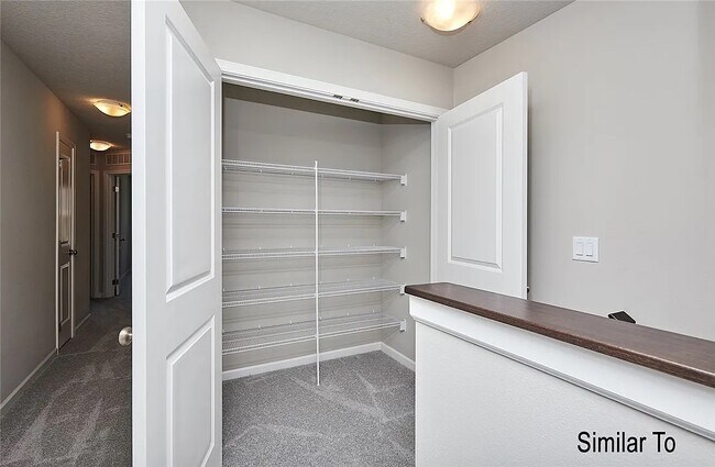 Building Photo - 828 Oakmont Pl