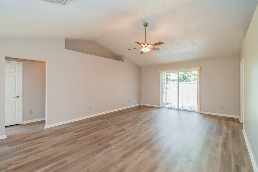 Building Photo - 4461 Cobblefield Cir W