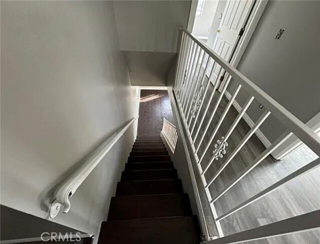 Building Photo - 1755 E 92nd St