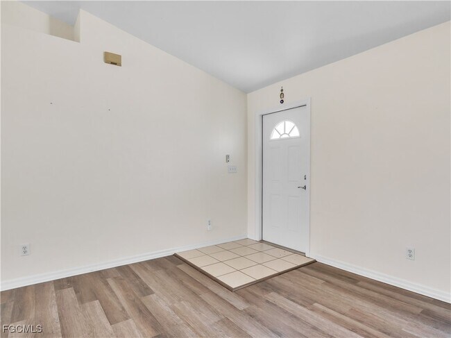 Building Photo - 1801 NE 22nd Ave