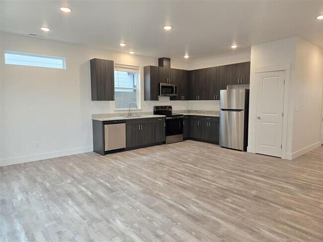 Building Photo - BE THE 1ST TO MOVE INTO THIS BRAND NEW TOWNHOME!