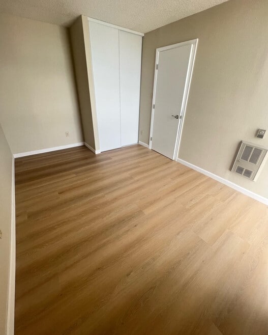 Building Photo - 555 Pierce St