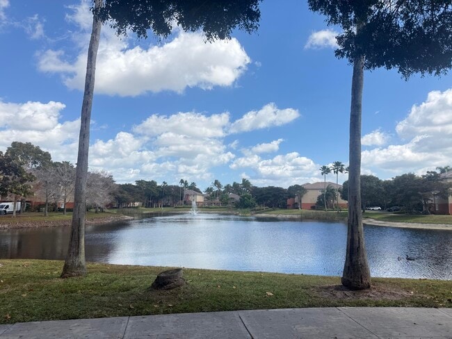 Building Photo - 4175 N Haverhill Rd