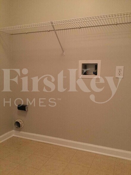 Building Photo - 17046 Kirklin Dr