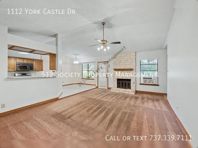 Building Photo - 1112 York Castle Dr
