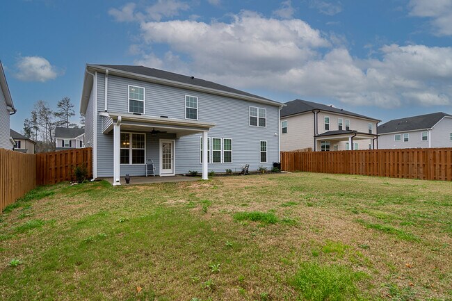 Building Photo - 453 Arrowwood Dr