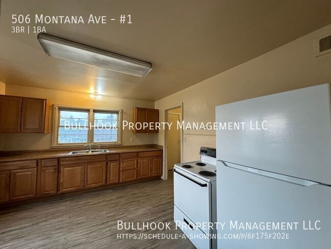 Building Photo - 506 Montana Ave