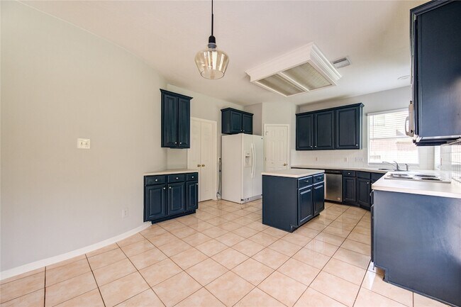 Building Photo - 15314 Amesbury Ln