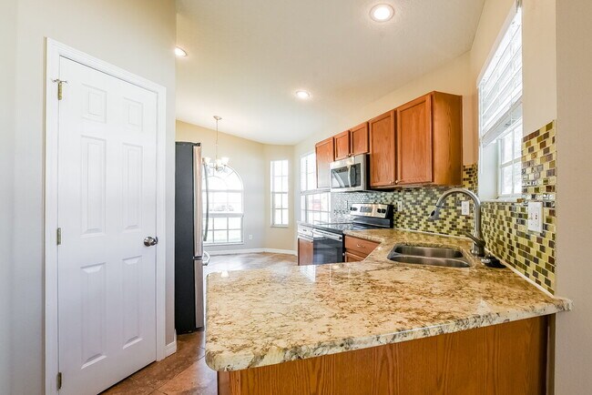 Building Photo - 165 Burnsed Pl