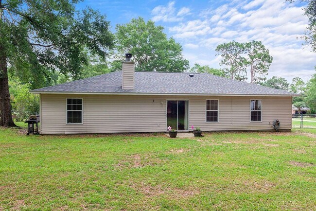 Building Photo - 5163 Jolene Cir