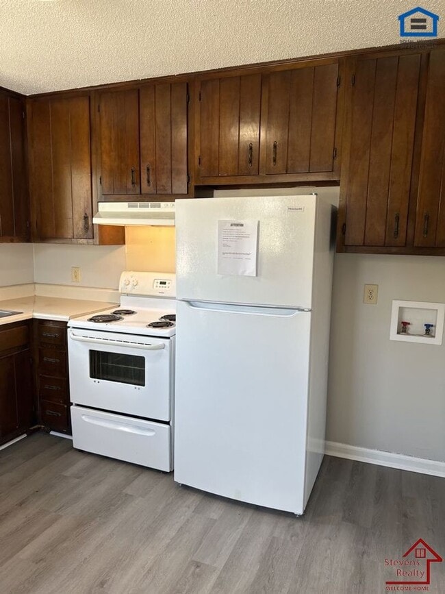 Building Photo - 1702 Olive St