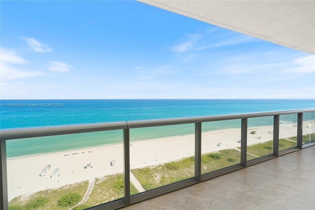 Building Photo - 5875 Collins Ave