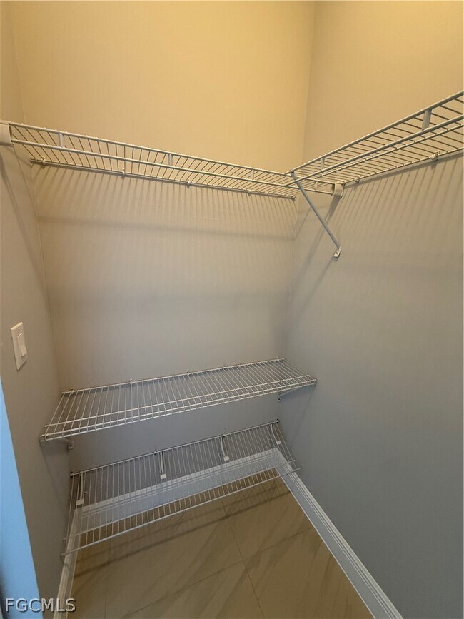 Building Photo - 3013 4th St W