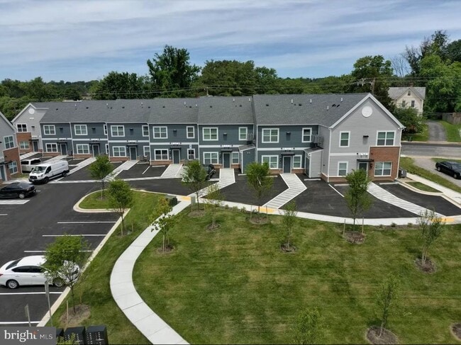 Building Photo - 5610 Bucknell Rd