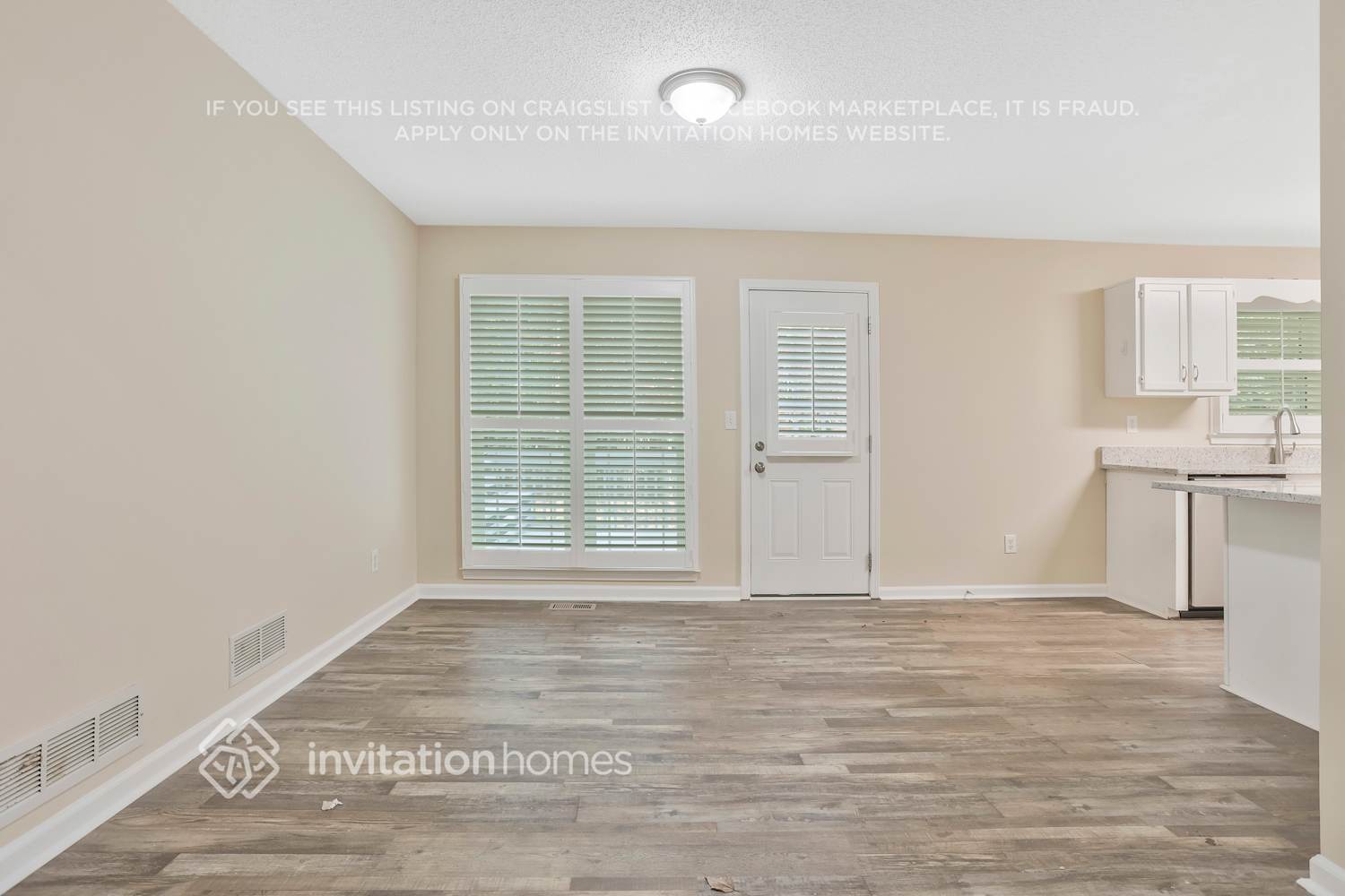 Building Photo - 251 Warrenton Dr