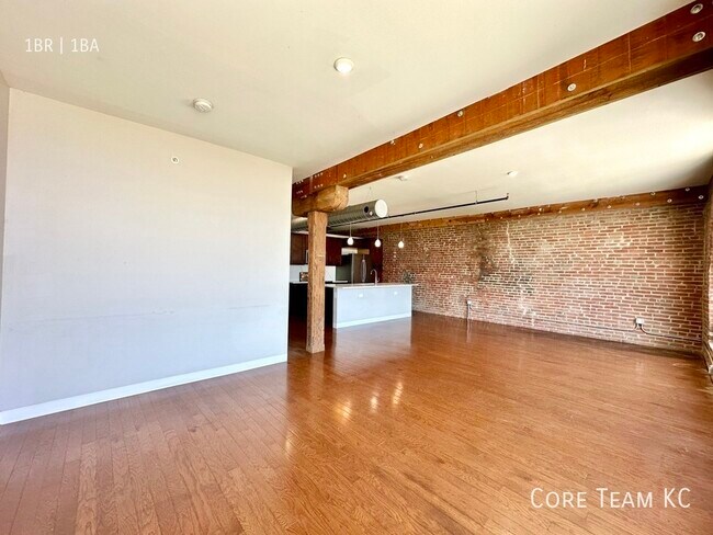 Building Photo - 1223 Union Ave