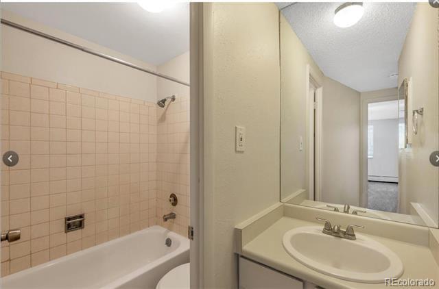 Building Photo - 8822 E Florida Ave