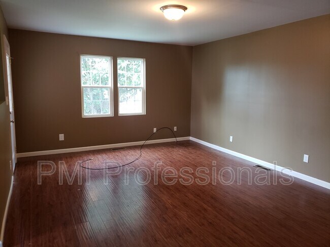 Building Photo - 1267 Mimosa Ct