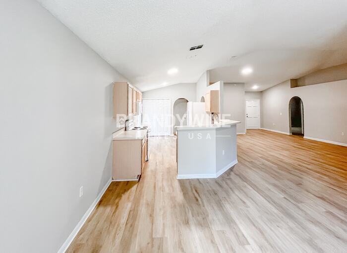 Building Photo - 4396 Marsh Hawk Dr S