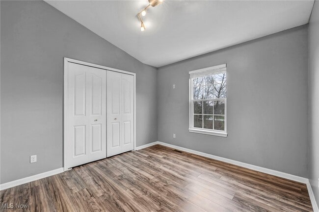 Building Photo - 10375 Kerwick Ct