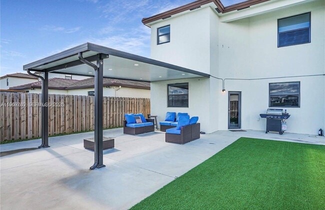 Building Photo - 10321 SW 232nd St