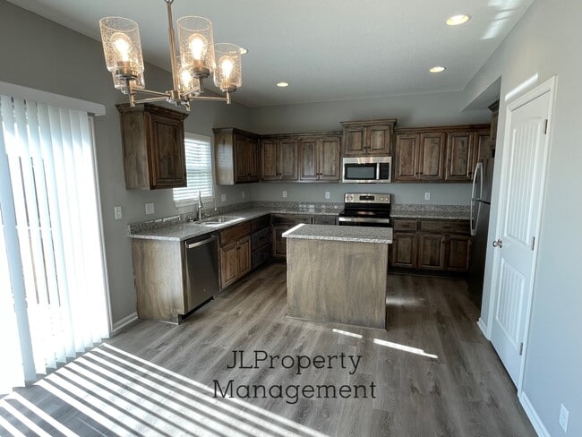 Building Photo - 20209 E 23rd Terrace Ct S