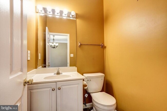 Building Photo - 6352 Dakine Cir