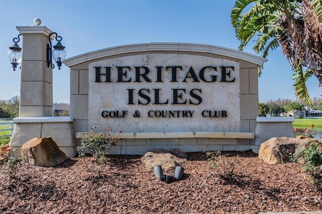 Building Photo - 18154 Sandy Pointe Dr