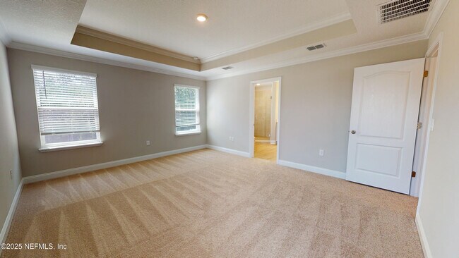 Building Photo - 1025 Wilmot Pl