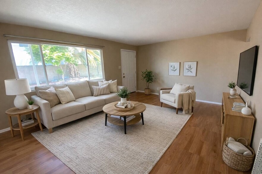 Building Photo - 21927 Vallejo St