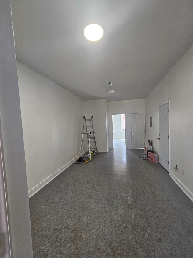 Building Photo - 1909 McCulloh St