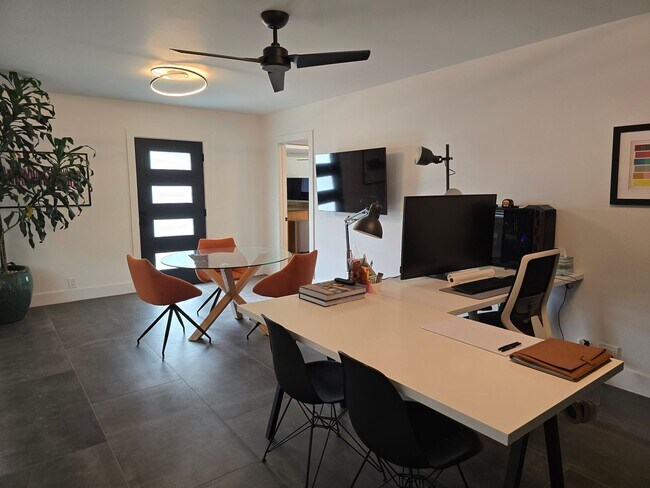 Building Photo - Furnished, 1-Year Long-Term Rental