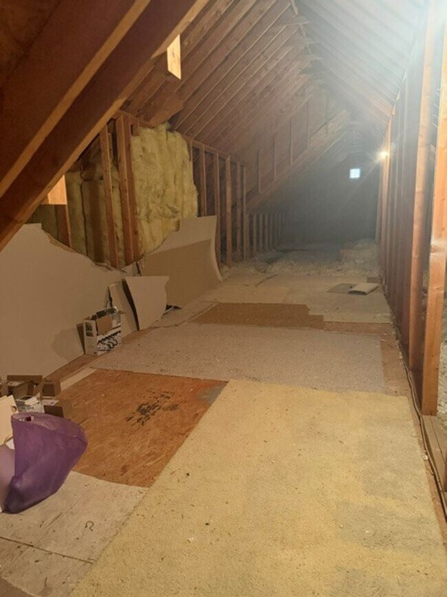 Building Photo - 3 Bed/2 Bath with Bonus Room in CBA Schools