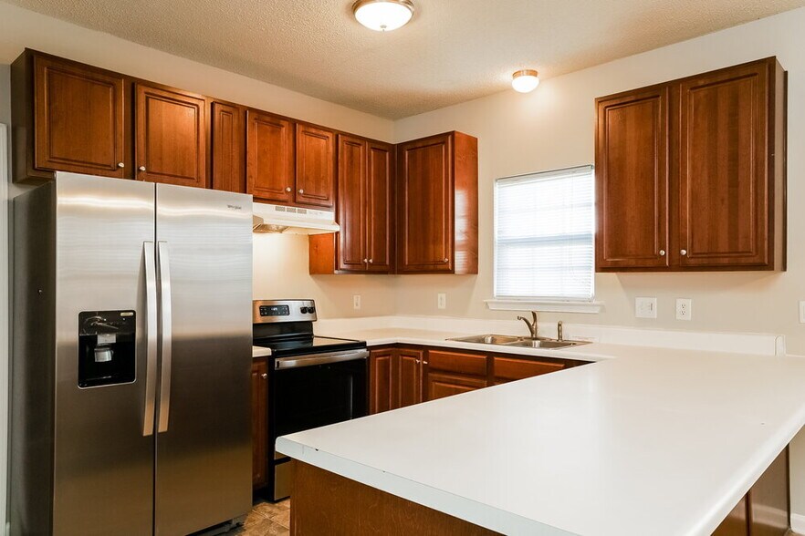 Building Photo - 7028 Paint Rock Ln