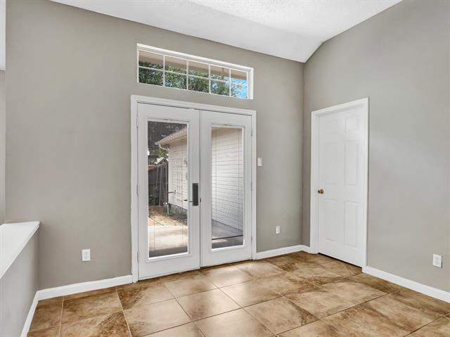 Building Photo - 10300 Ashmont Dr