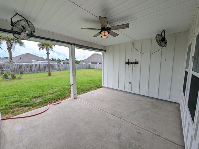Building Photo - 2379 Cloudberry Dr