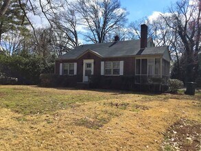 Building Photo - 1035 Candlewood Ln