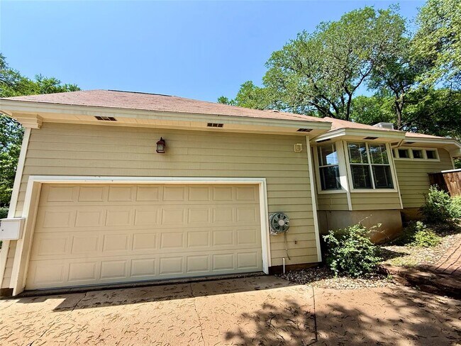 Building Photo - 5615 Shoal Creek Blvd