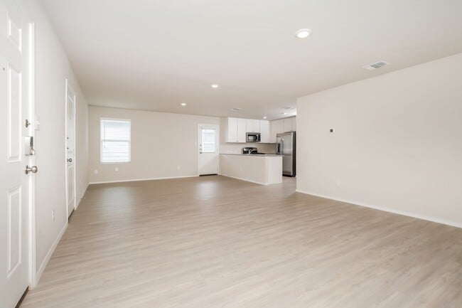 Building Photo - 5711 Fruchel Wy