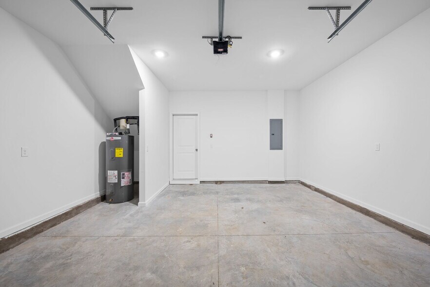 Building Photo - 4219 Tillie Cir