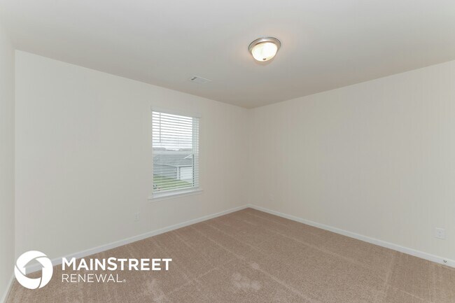 Building Photo - 2714 Swarm Ct