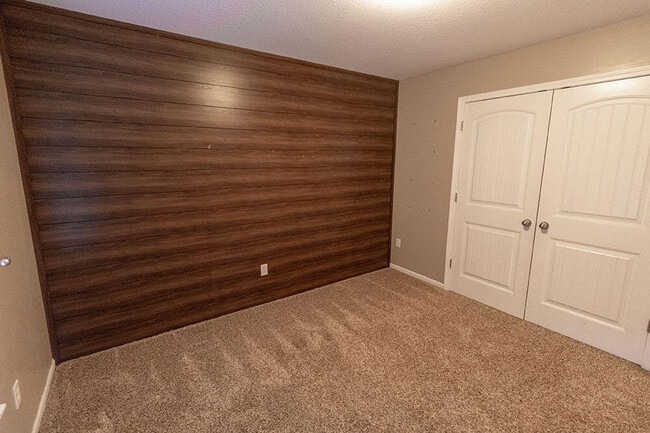 Building Photo - 4207 Black Tail Dr