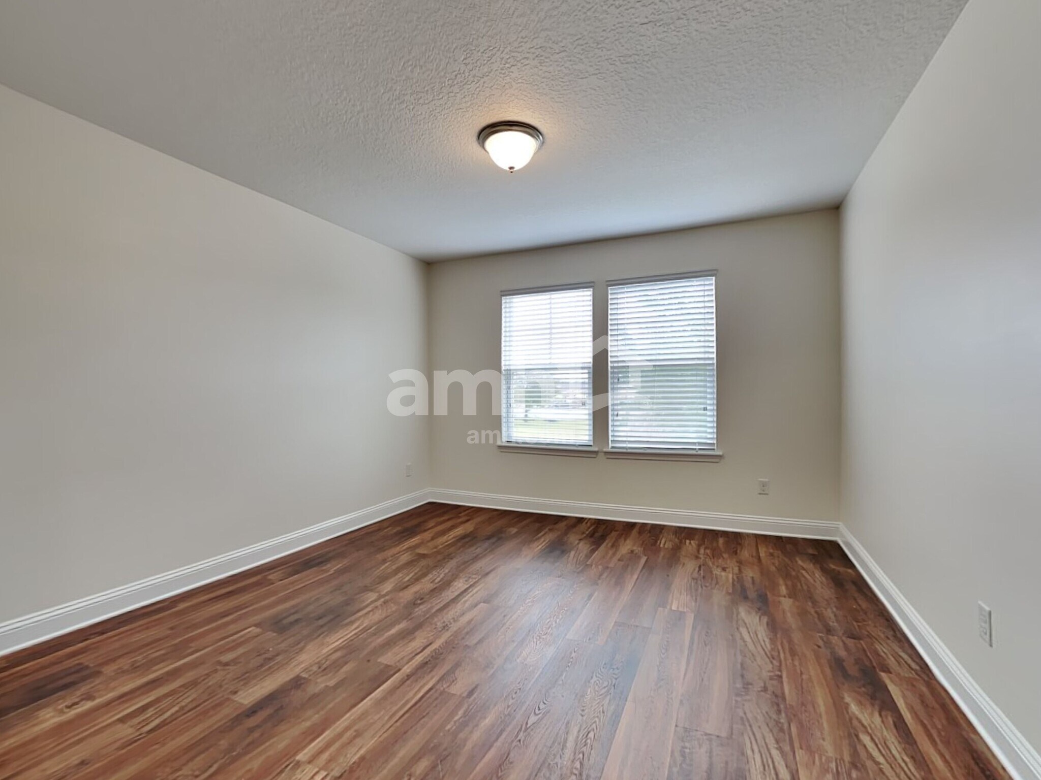 Building Photo - 644 Sunny Stroll Dr