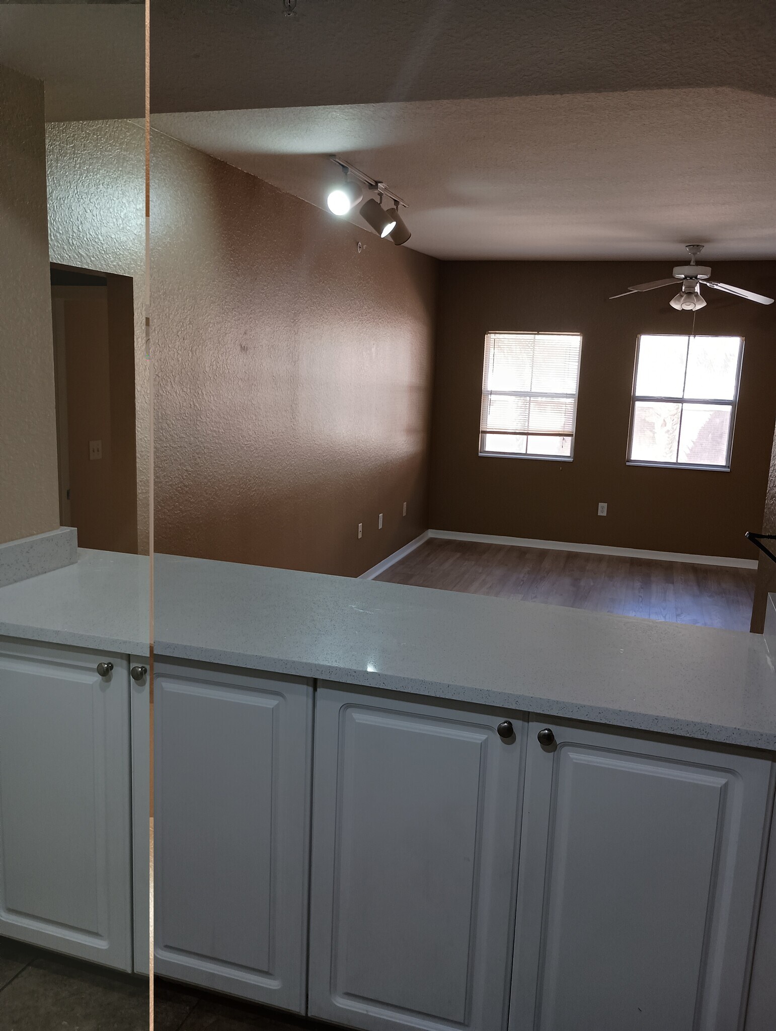 Building Photo - 402 S Armenia Ave