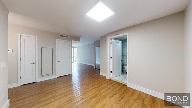 Building Photo - 237 E 34th St