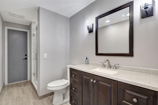 Building Photo - 18301 Murray Ln