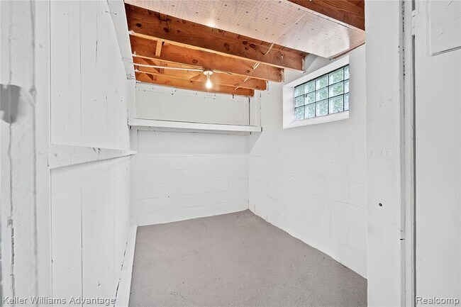 Building Photo - 1524 Cicotte Ave