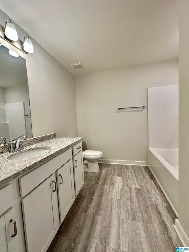 Building Photo - 1010 Unali Ln