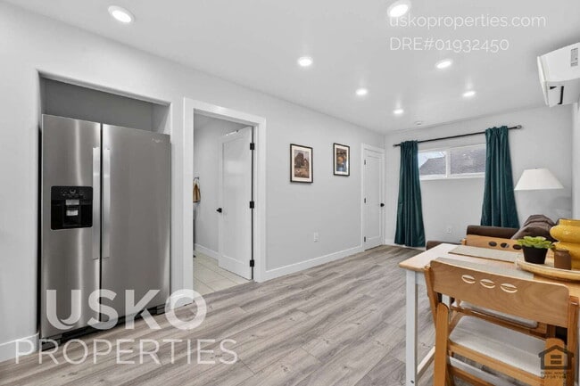 Building Photo - 3369 Zenobia Way