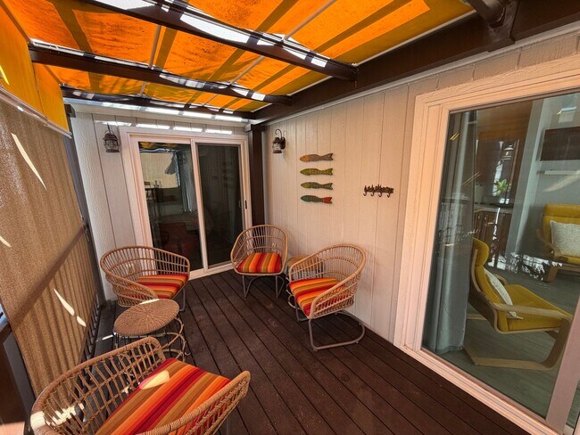 Building Photo - Charming Bungalow by the Beach in Leucadia!